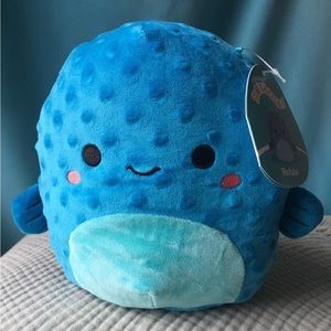 NWT Super Cute S8 Refalo Fish Squishmallows